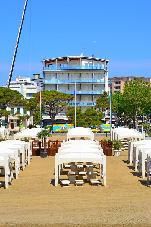 Sunbeach Apartments Ліньяно-Сабб'ядоро Екстер'єр фото